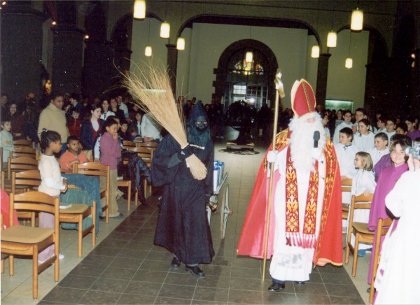 Entrée triomphale de St Nicolas et du Père Fouettard