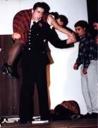 Victor maltraite Natacha