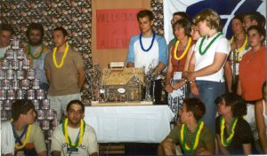 Devant les cadeaux souvenir de St Claude